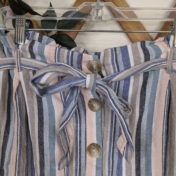 New Look Linen Blend Paper Bag Waist Mini Skirt - Picture 4 of 8